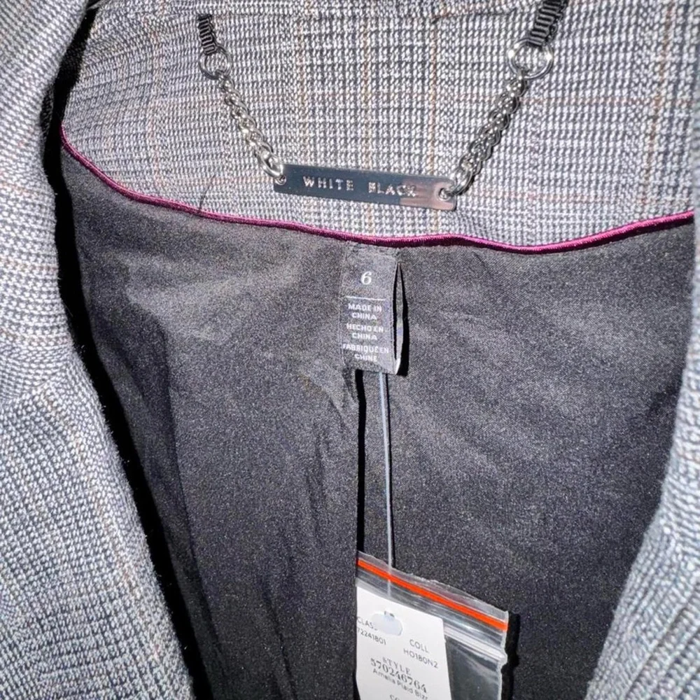 WHITE HOUSE BLACK MARKET Amelia Plaid Blazer, Size 6 - Picture 3 of 3
